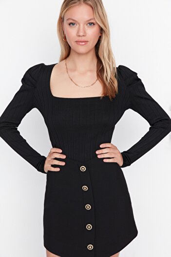 Trendyol Collection Black Gathered Square Collar Knitwear Sweater TWOAW21KZ0649