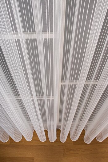 Brillant Chain Striped Tulle Curtain Ultra Gramage 1/3 Tight Pleated