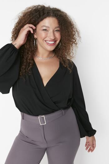 Trendyol Curve Black Balloon Sleeve Double Breasted Neckline Knitted Crop Blouse Tbbaw23Af00029