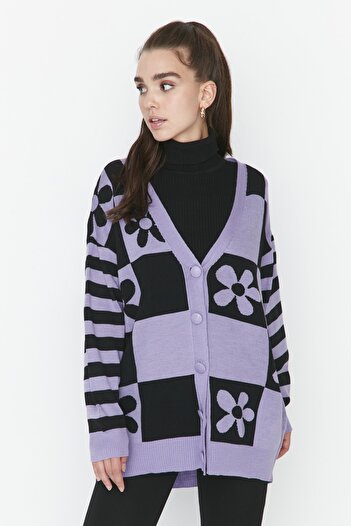 Trendyol Modest Purple Floral Patterned Knitwear Cardigan TCTAW23HI00028