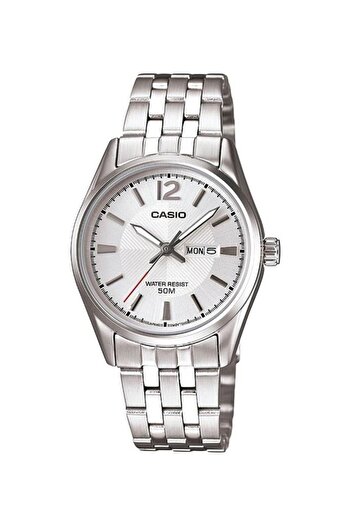 Casio Women's Wristwatch LTP-1335D-7AVDF