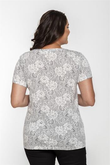 Seamoda V Yaka Dantel Görünümlü Çiçek Desenli Viskon Penye Basic Tshirt-ekru