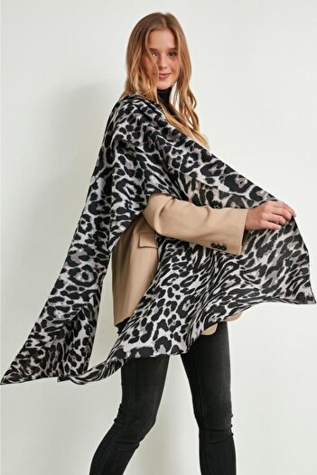 FELLMENS Flc10862 Gray Leopard Patterned Shawl