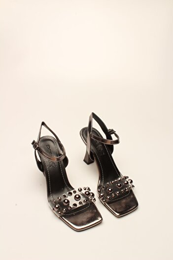 ROVIGO Platinum Transparent Stone Women's Heels