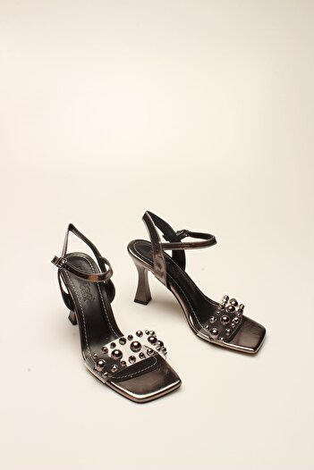 ROVIGO Platinum Transparent Stone Women's Heels