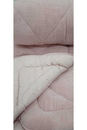 umuttex Goldrise Double Wellsoft Quilt - Double-Sided Patterned, Powder (195*215)