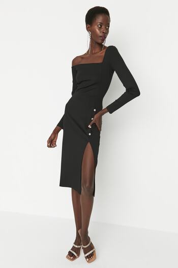 Trendyol Collection Rochie de seara eleganta tricotata cu nasturi de piatra neagra TPRAW23EL00268