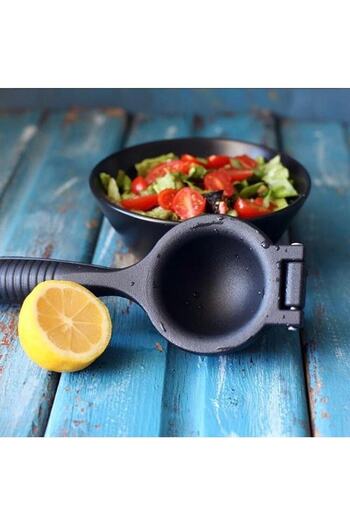 Chefstar Chef Star Lemon Tangerine Squeezer Black Cast Iron