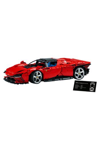 LEGO Technic . Daytona Sp3 42143 - Number of Parts: 3778
