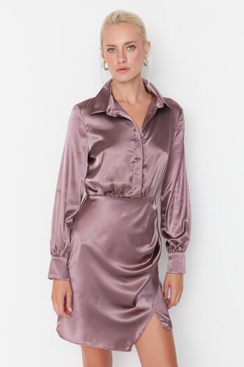 Trendyol Collection Καφέ φόρεμα με λεπτομέρειες από σατέν υφασμένο TWOAW23EL00531