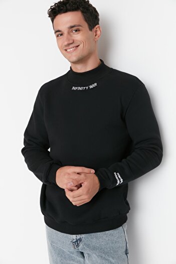 Trendyol Collection Φούτερ με ζιβάγκο κεντημένο μαύρο - Fleece Cut, TMNAW22sw0718