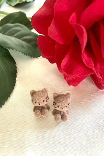 alsaccessories Brown Cat Figured Earrings