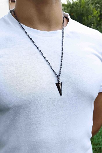 TREND COLLECTİON Siyah Füme Triagle Üçgen Mızrak Kolye