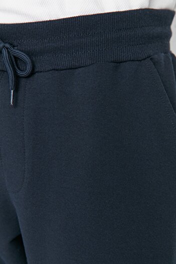 Trendyol Collection Темно-сині еластичні плавки для бігу TMNSS20EA0053