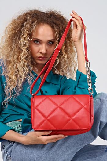 Güce Red Large Quilted Plastic Chain Strap Hand and Shoulder Bag Gc015802