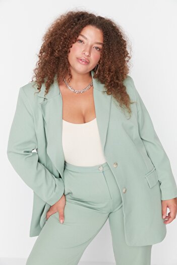 Trendyol Curve Zielona marynarka oversize - szeroka kurtka w dużym rozmiarze TBBAW23AG00006