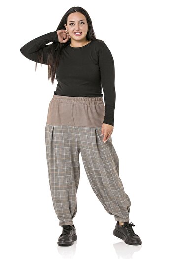 DISENTIS MODEST Plus Size Black Women's Trousers with Pleat Detail and Fabric Garnish and Shalwar Cut Pockets on the Leg and Base