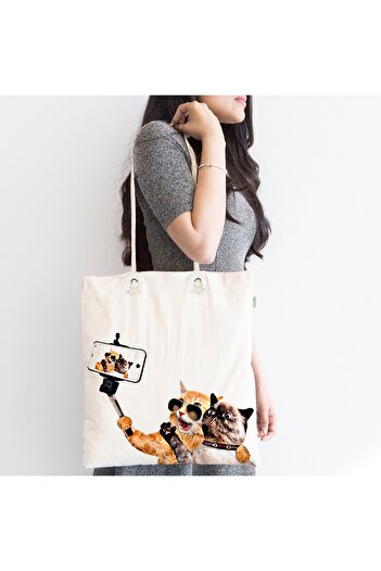 Realhomes Unisex Ecru Cat with Selfie Taking Dog Modern Zippered Beach Bag