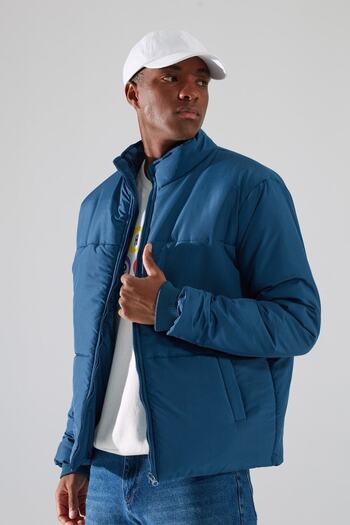 Trendyol Collection Nafukovací bunda Regular Fit v benzínové barvě s kapsami – větru a vodě odolná Tmnaw22Mo0091