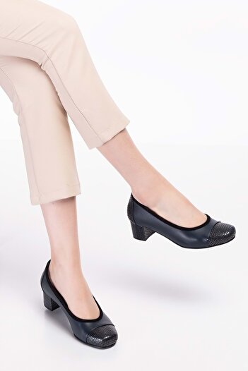 Gondol Women's Genuine Leather Comfortable Daily Heeled Shoes Şhn.875 - Navy Blue - 35