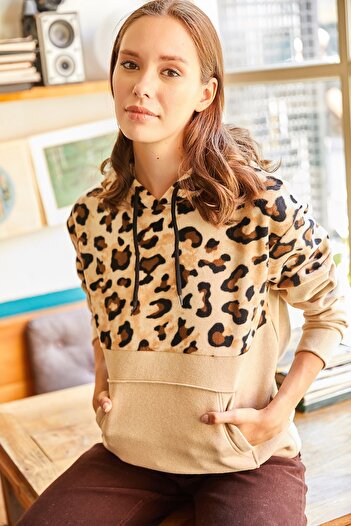 Olalook Women's Beige Leopard Fleece Detailed Thick Sweatshirt with Fleece Inside SWT-19000470