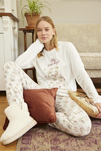Aydoğan Women's Thermal White Long Sleeve Pajama Set