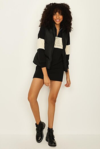 Select Moda Women's Black Stand Collar Color Block Sweat Dress