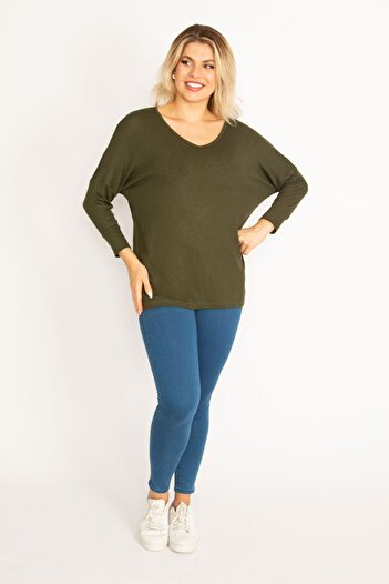 Şans Women's Plus Size Khaki Bat Sleeve V-Neck Viscose Blouse 65n29662