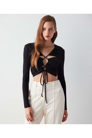 İpekyol Tie Detailed Crop Blouse