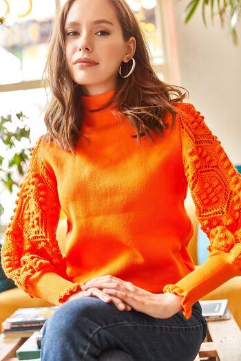 Olalook Orangefarbener Damen-Strickpullover mit Ärmeldetails und weicher Struktur KZK-19000175
