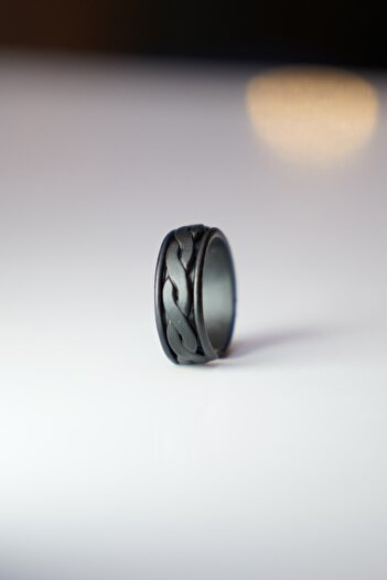 The Collection Spiral Model Adjustable Men's Black Wedding Band Ring