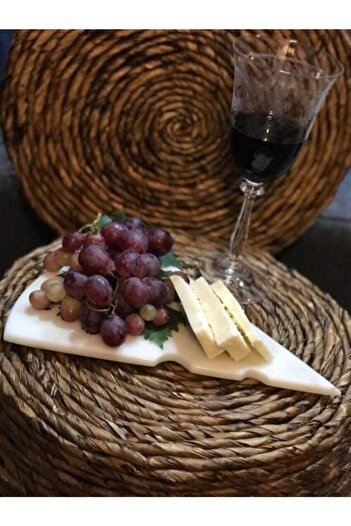 Modestmar Calacatta Marble Cheese Presentation Plate