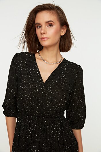 Trendyol Collection Μαύρο εμπριμέ Skater/Μίνι Stretch Πλεκτό Φόρεμα με λαιμόκοψη TWOAW22EL0104