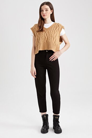 DeFacto Regular Fit V-Neck Vest