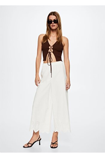 MANGO Woman Ελβετικό κεντημένο παντελόνι Culotte