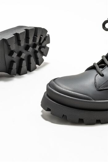 Elle Shoes Siyah Deri Kadın Günlük Bot