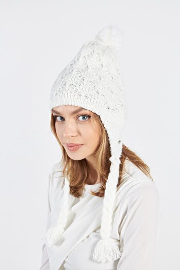 comstar Tricot alb de damă cu pompon cu protecție pentru urechi