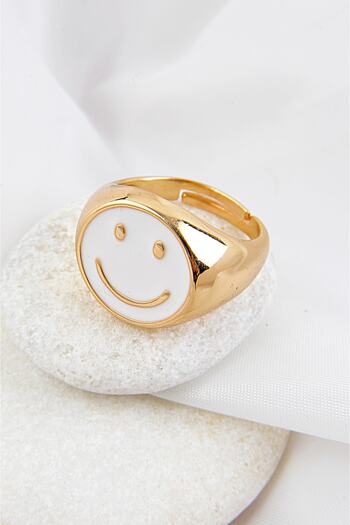 EUROMODA White Color Ring with Adjustable Smiley Face Design
