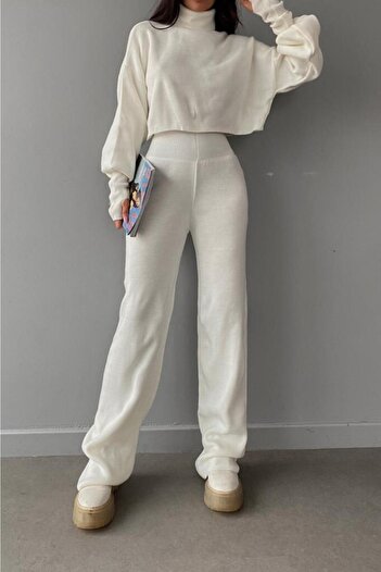 Eka Women's Ecru Toe-Snap Knitwear Set 0990-373737