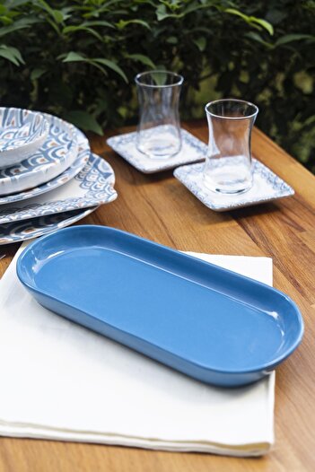 M'art Home Bluen Oval Plate - Presentation Design