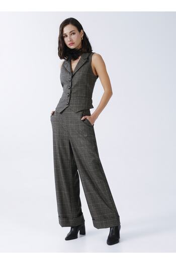 Fabrika Brown Women's Vest Elna