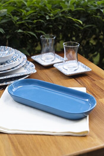 M'art Home Bluen Oval Plate - Presentation Design