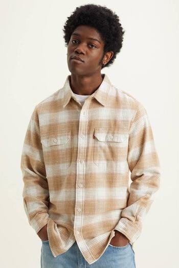 Levi's Jackson Worker Tyrone Iced Coffee_2 Pla