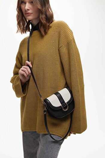 Manuka Canvas Detailed Buckle Bag Black
