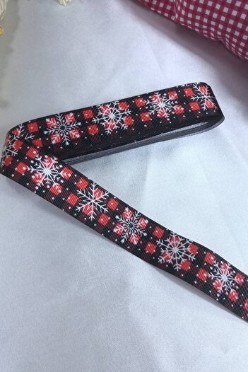 Hobigram New Year 2026 Gift Packaging Ribbon Black Red Snowflake Price Is for 1 Meter – New Year Ornament –