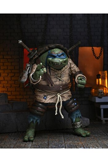 Neca Universal Monsters X Tmnt: Ultimate Leonardo As The Hunchback Aksiyon Figürü