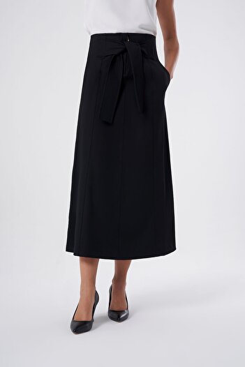 Mizalle Front Tie Black Skirt