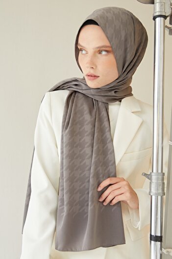 FRESCO SCARFS Women's Hijab Silky Jacquard Houndstooth Pattern Shawl*smoked