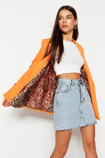 Trendyol Collection Orange Regular Lining Detailed Woven Blazer Jacket TWOAW20CE0316