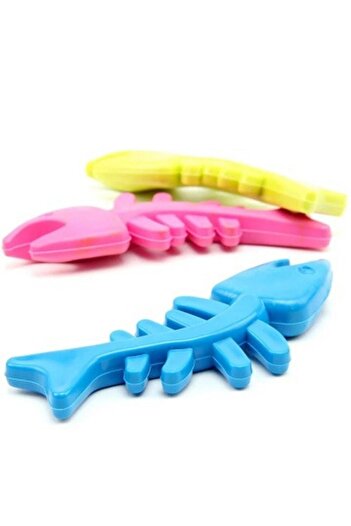 Buffer ®Cat Toy Fish Bone Shaped Colorful Cat Toy Shaped Plastic Cat Toy